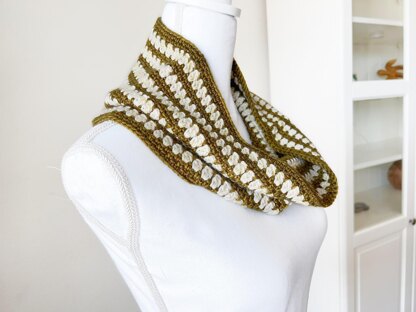 Riverstone Cowl