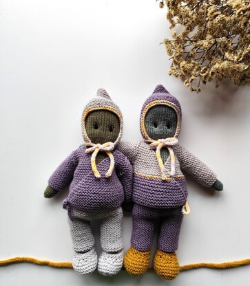 Clothes for The Oak Folk Doll Set O