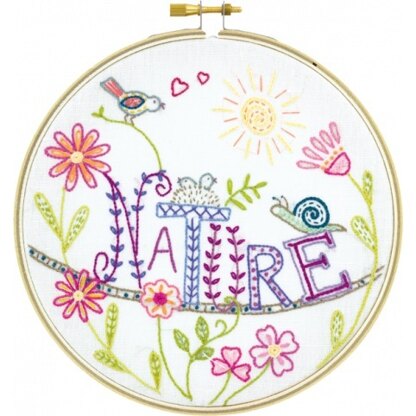 Un Chat Dans L'Aiguille Long Live Nature! Embroidery Kit
