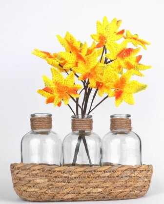 Autumn branches crochet decoration - very simple and versatile from scraps of yarn