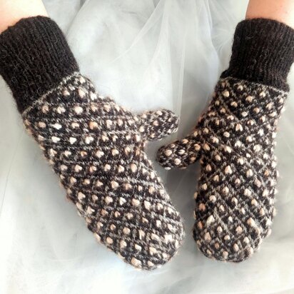 It's a Snow Day! thrummed mittens