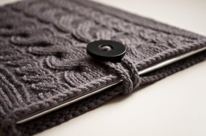 Kare Knits' Signature Cable Knit iPad / iPad Air Case