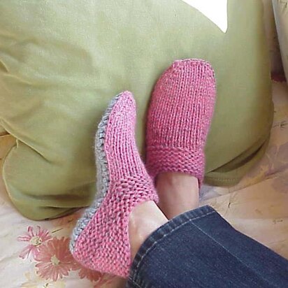 Options Slippers for Women - knitting pattern