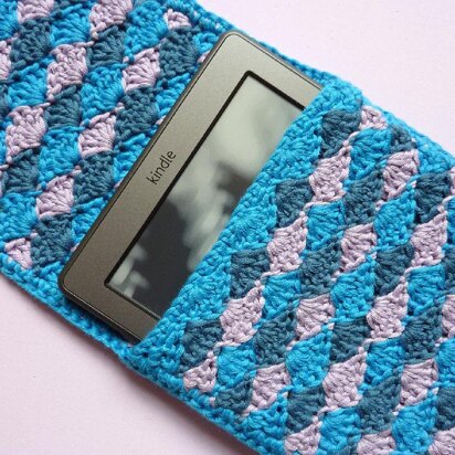 Shelly Kindle e reader cover or cosy / cozy