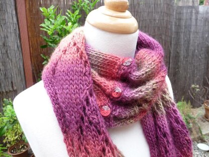 Gothic Rose Cowl