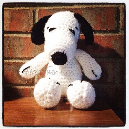 Snoopy Amigurumi Toy Crochet Pattern, Peanuts Snoopy Woodstock, crochet pattern, Snoopy toy, dog toy, crochet Snoopy