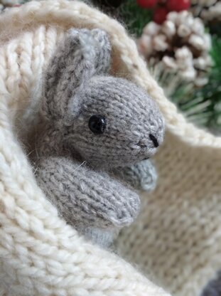 Free bunny rabbit knitting pattern Knitting pattern by WorldCountryToys ...