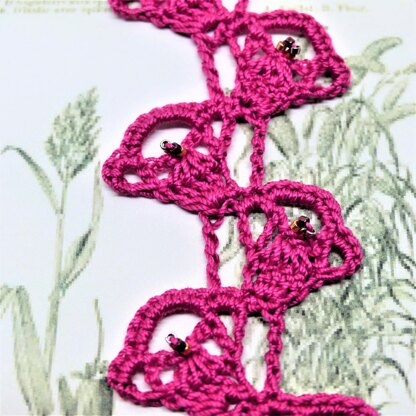 Bookmark "Garland of flowers"