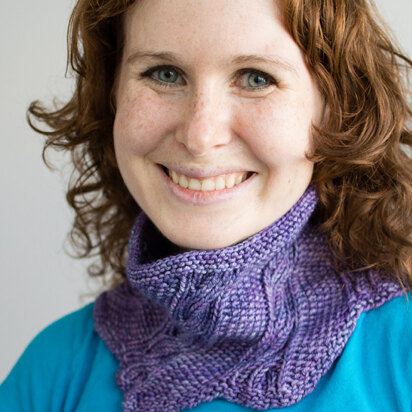 Lineal Cowl & Wristwarmers in SweetGeorgia Trinity Worsted - Downloadable PDF