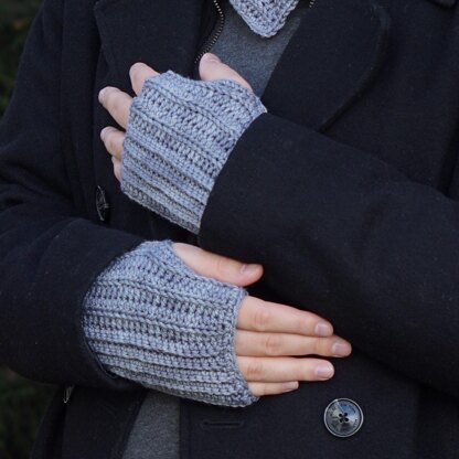 Modern Ribbed Hand Warmers