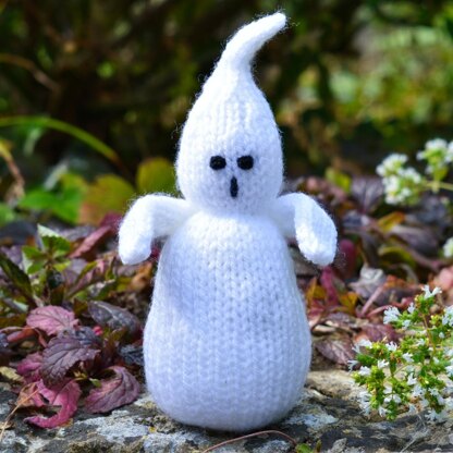 Halloween Ghost Toy Knitting Pattern - Doll Knitting Pattern.