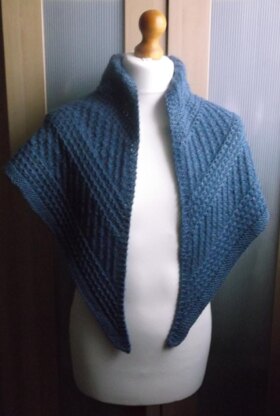 Sapphire shawl