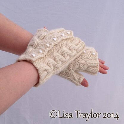 I.V. Fingerless Mitts