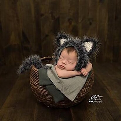 Newborn Fuzzy Wolf Hat and Unattached Tail Prop