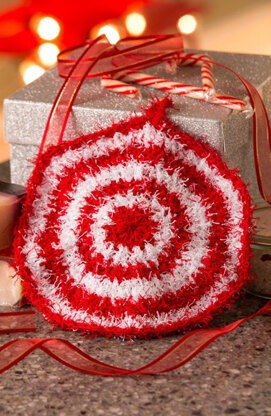 Peppermint in Red Heart Scrubby - LW5041 - Downloadable PDF