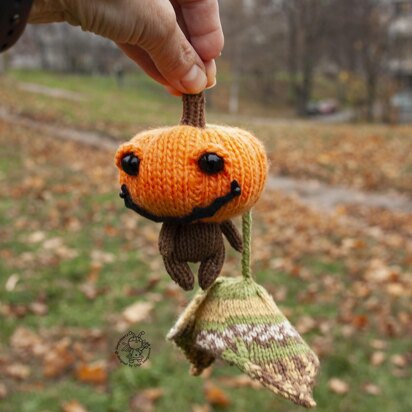 Mini Pumpkin doll