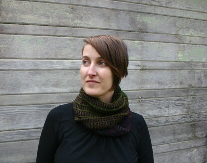 Gridwork Cowl