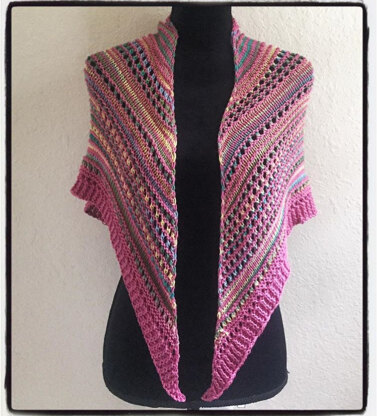 Fun and easy triangle scarf