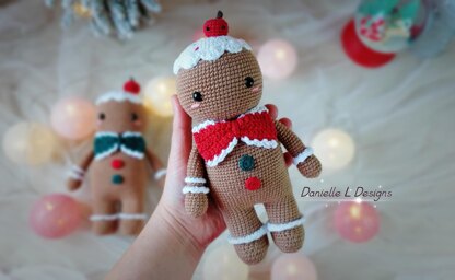 Gingerbread man amigurumi