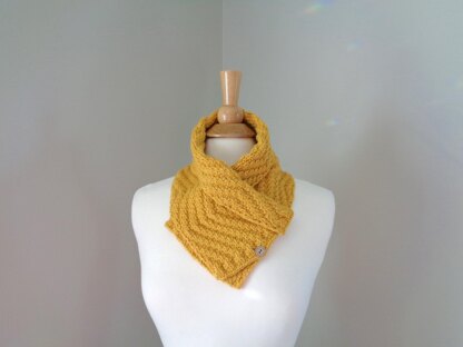 Sunny Neck Scarf