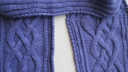 AuClair Cabled Scarf