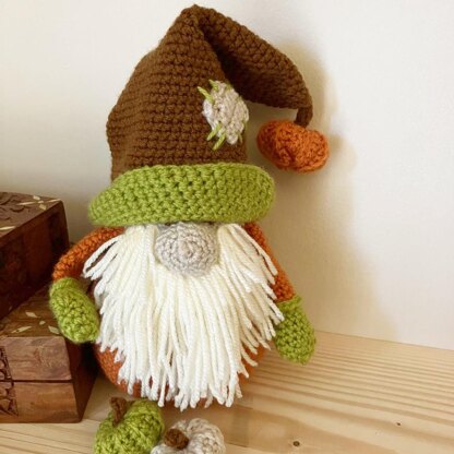 Pumpkin Gardner Gnome Crochet Pattern - 507