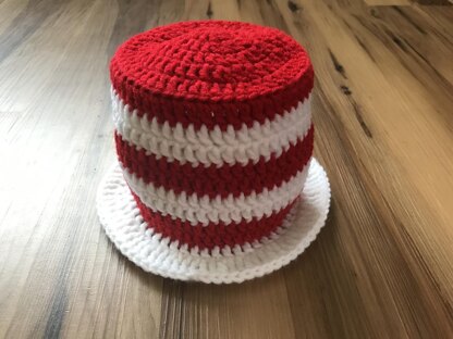 Cat in the Hat Newborn Outfit (0-3 months)