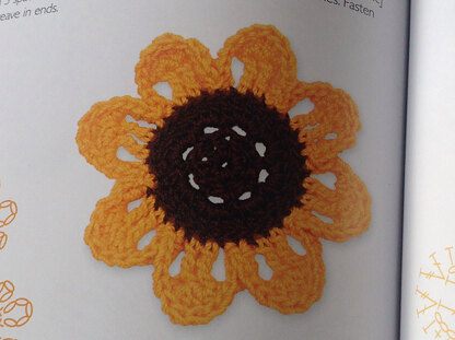 100 Lace Flowers to Crochet