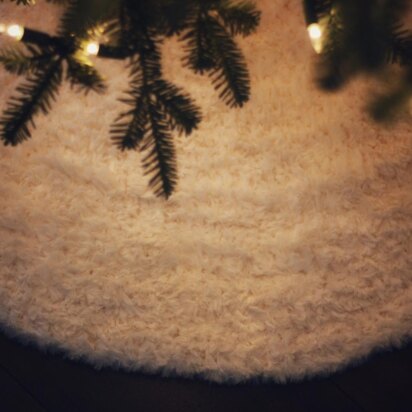 Let It Snow Tree Skirt