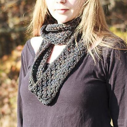 Appalachia Lace Cowl