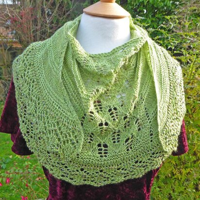 Candle Light Shawl