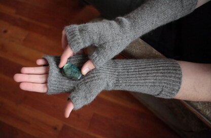 Lorialet Fingerless Gloves