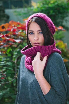 Winterberry Hat and Cowl Set