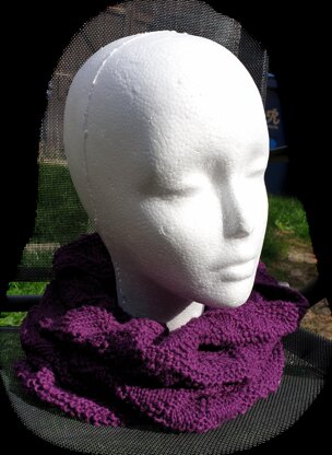 Easy Textured Purple Cowl