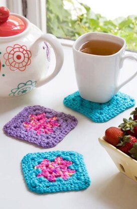 Single Square Coasters in Red Heart Gumdrop and Soft - LW3845