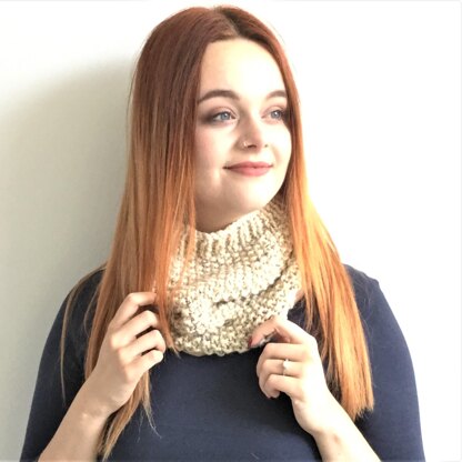 Pebbles Cowl