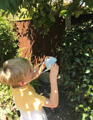 Child's Crochet Camera