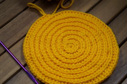 Knit stitch flat circle