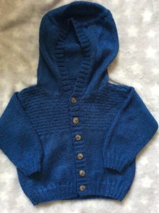 Bear Cub Hooded Jacket in West Yorkshire Spinners Bo Peep 4 Ply ...