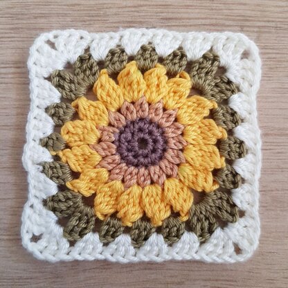 sunflower granny squares