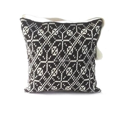 Flourish Ornaments Tapestry Crochet Bag