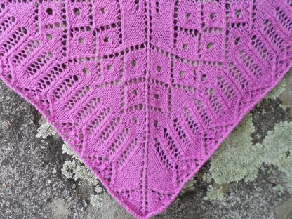 Petunia Petals Shoulder Shawl