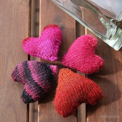 14 Free Heart Knitting Patterns to Make for your Valentines —  Blog.NobleKnits