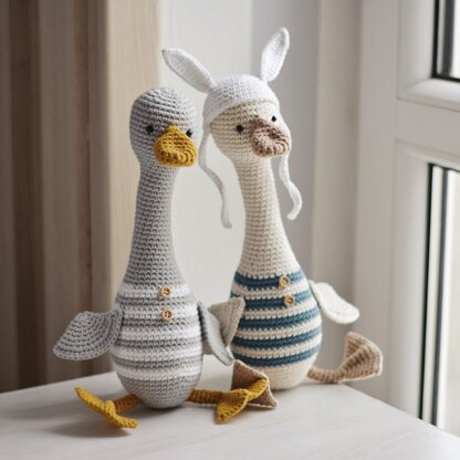 Bernard the Goose Crochet Pattern Amigurumi