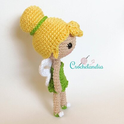 Tinker Bell posable amigurumi doll - crochet pattern by Crochelandia