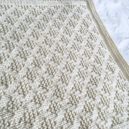 Criss Cross Diamond Blanket