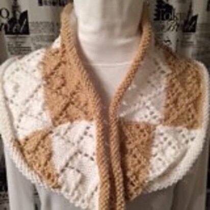 Checkered Lace Cowl