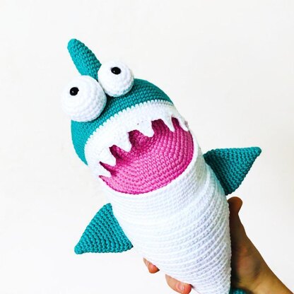 Crochet baby shark, Amigurumi shark, Baby shark