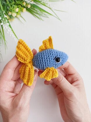 Crochet fish pattern, easy crochet small amigurumi fish