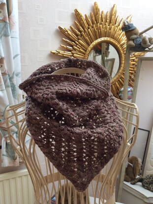 Rosewood Cowl